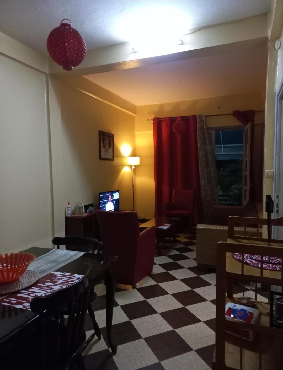 Jules Ferry. Apartment